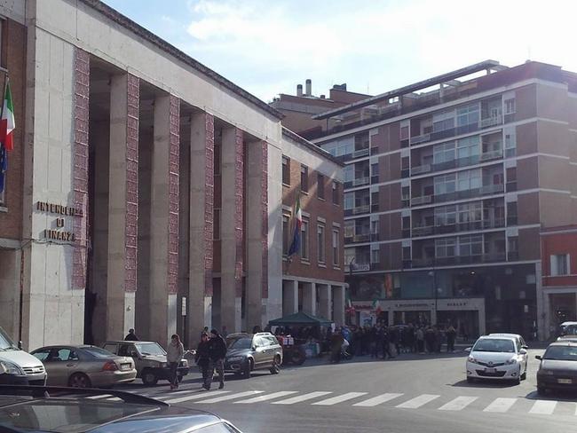 Presidio in piazza del popolo a Latina