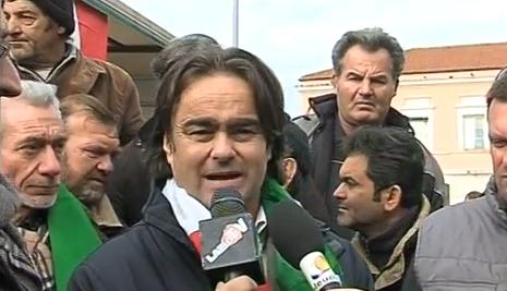 Forconi a Latina, il comizio di Calvani in piazza del popolo