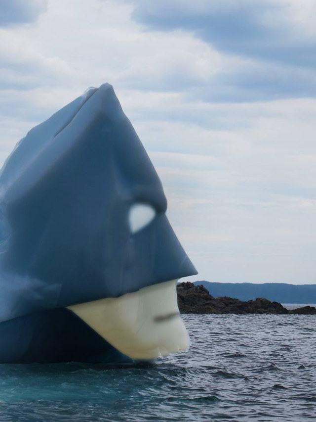 batman-iceberg-2