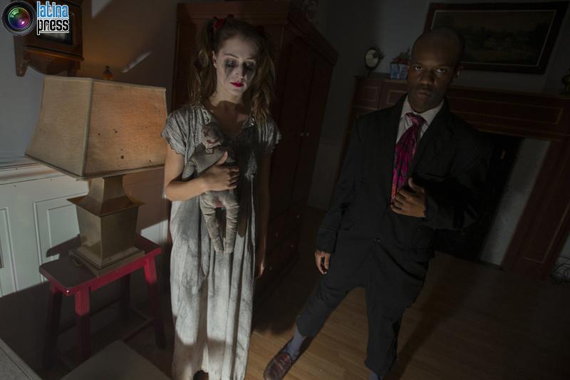 Attori raffiguranti le leggende di fantasmi all'interno del Nightmare una casa stregata per gli adulti, a New York MIKE Segar / REUTERS