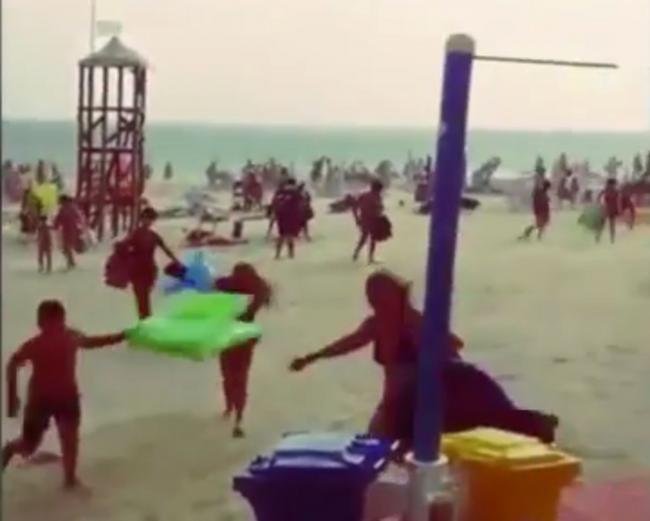 Tromba d’aria a Sperlonga, i bagnanti scappano