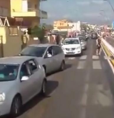Caos viabilità sul lungomare di Latina, la manifestazione
