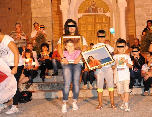 Latina, una fiaccolata per Anthony Noce