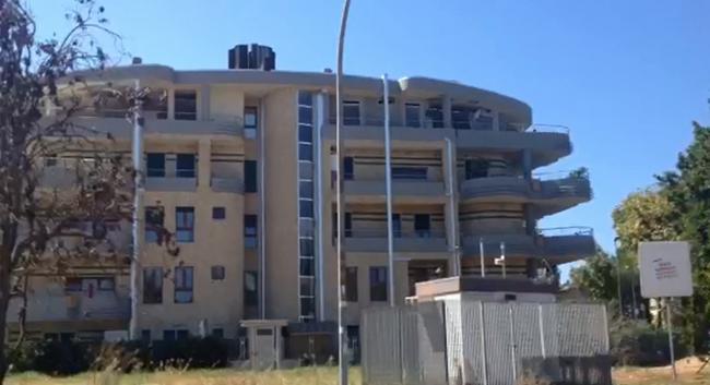 Nuovo palazzo in via del Lido a Latina, il Comune blocca i lavori
