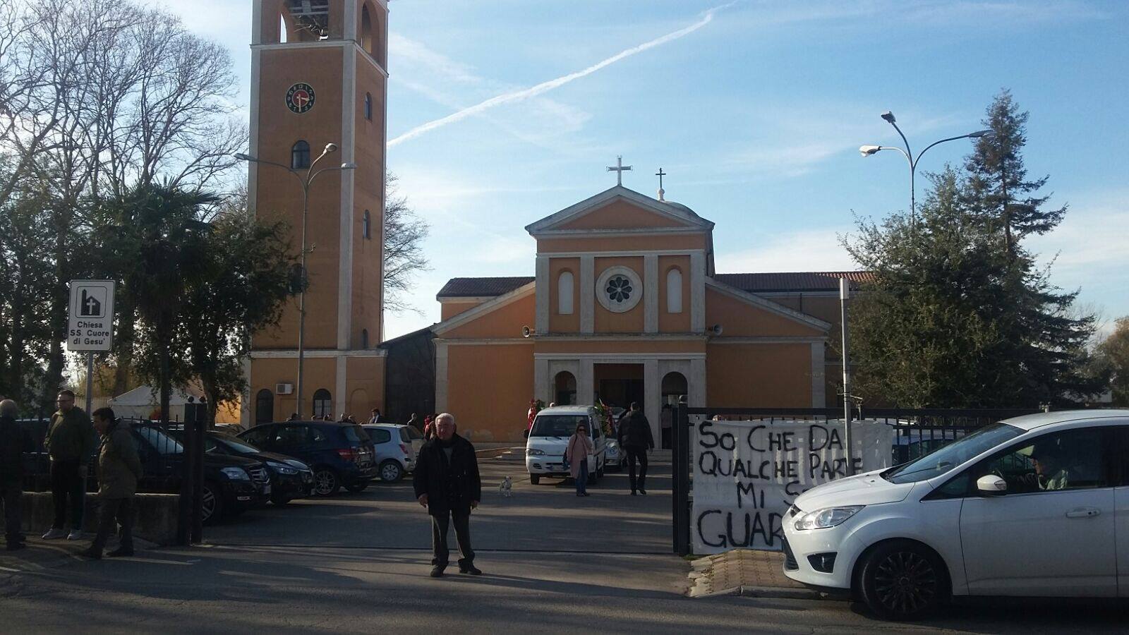Investito e ucciso a Latina, l’ultimo saluto a Massimiliano VIDEO
