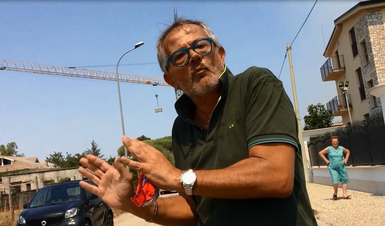 Ancora incendi a Latina, lo sfogo dei residenti di via Umbria: “Abbandonati a noi stessi” VIDEO