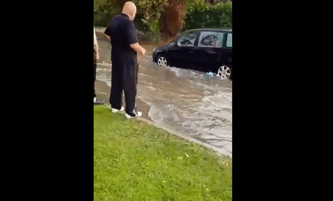 Maltempo, strade come fiumi ad Anzio VIDEO