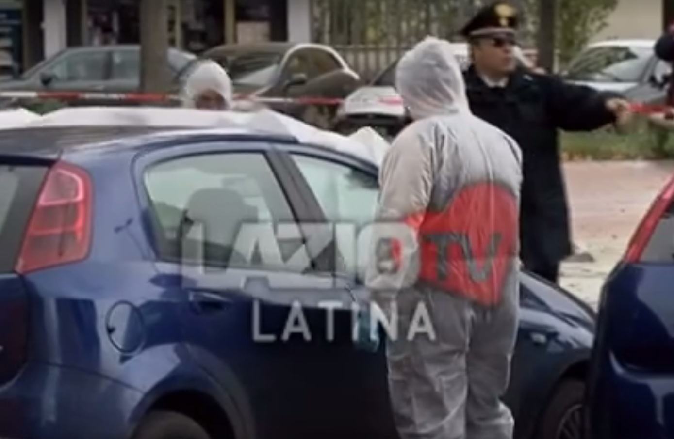 Giovane di 24 anni si spara in Piazza Moro a Latina, il video