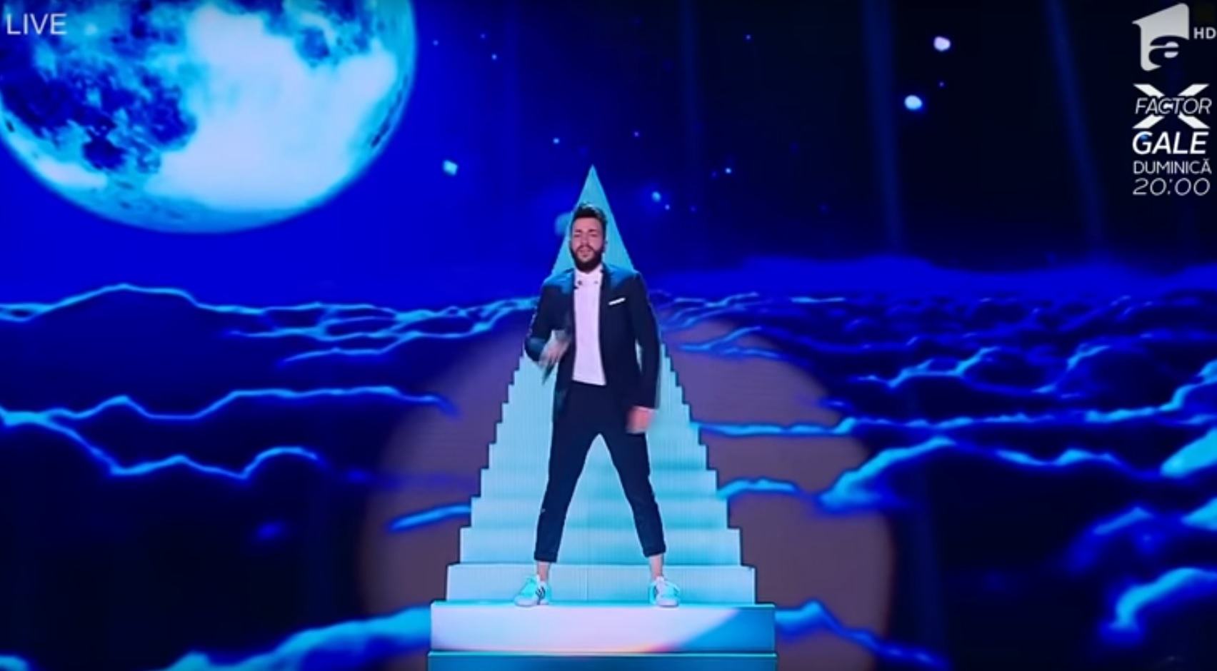 Giovane cantante di Latina strega il pubblico di X Factor(Romania) VIDEO