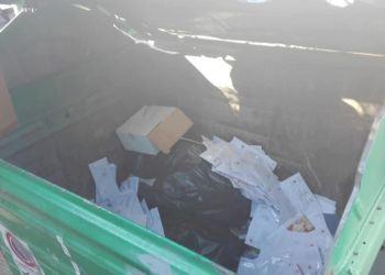 Latina: lettere, bollette e notifiche «recapitate» nel cassonetto FOTO