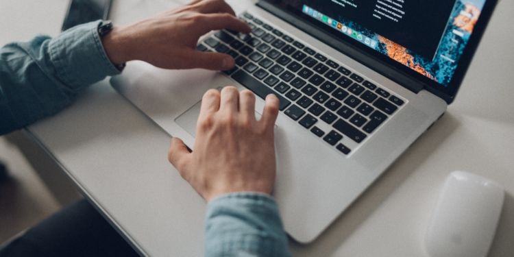 Casinò online: ecco come la rivoluzione digitale ha modificato le abitudini dei giocatori