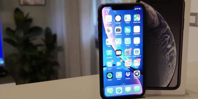 Gli italiani hanno apprezzato l’iPhone Xr economico (primi dati 2019)
