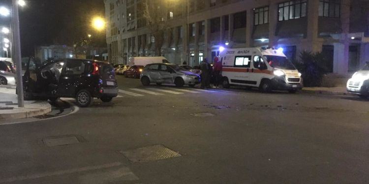Brutto incidente in via Montenero a Latina, ci sono feriti FOTO