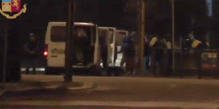 Centinaia di migranti sfruttati nei campi: 6 arresti a Latina VIDEO