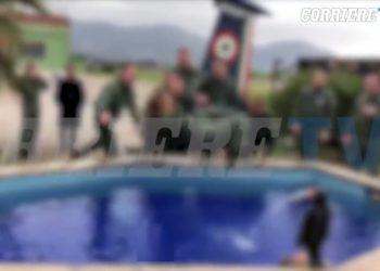 Il «battesimo del volo» nella scuola militare di Latina, il video denuncia di un sergente pilota