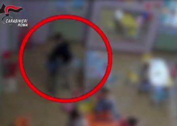 Velletri: maltrattamenti su bambini, arrestate tre maestre d’asilo VIDEO