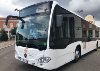 Latina, spinge a terra controllore e le prende il cellulare: denunciato marocchino