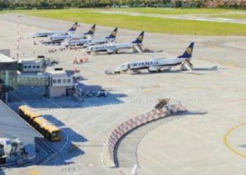 Incendio all’aeroporto di Ciampino, evacuati anche passeggeri pontini