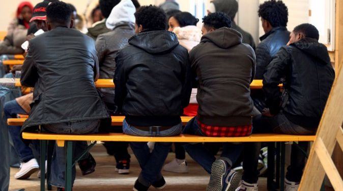 Sezze, cibo poco gradito dai migranti: la rivolta contro il servizio catering