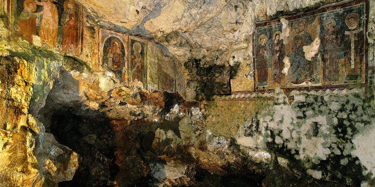 Alla scoperta delle bellezze pontine: la Grotta dei Templari