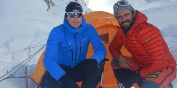 Daniele Nardi: il maltempo ferma ancora gli elicotteri. La fidanzata di Ballard: “Non c’è più speranza”