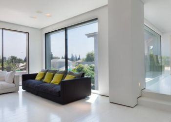 Voglio una casa più luminosa: trucchi e tecniche