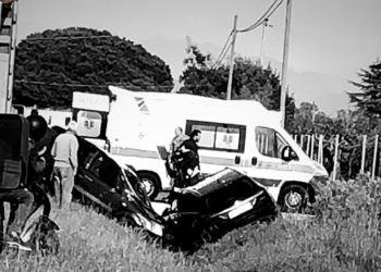 Scontro tra due auto sulla Pontina a Terracina, tre feriti gravi
