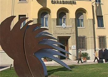 Latina, 26enne con obbligo di  firma si reca in Caserma con della droga: arrestato