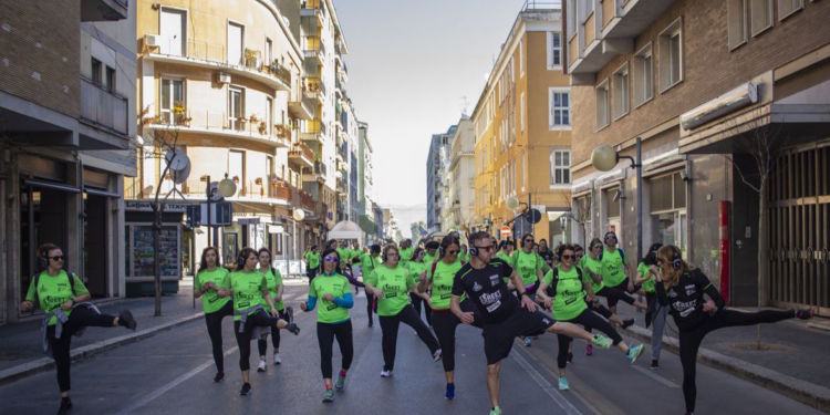 Street Workout: a Latina arriva il fitness con le cuffie