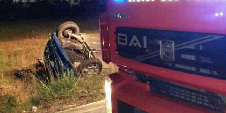 Latina, due mamme con i tre figli si ribaltano sulla Pontina