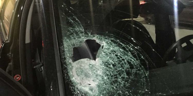 Sassaiola contro le auto, torna l’incubo sulla Pontina