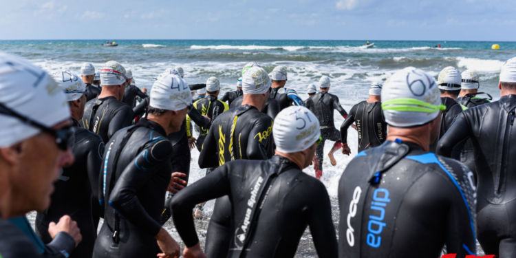 Un successo la terza edizione del Latina Lido Triathlon Sprint. Atleta salvata in mare VIDEO