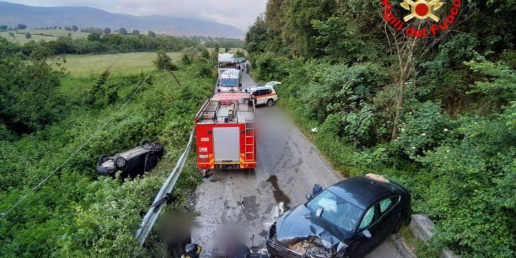 Tragico incidente in provincia di Latina, morte madre e figlia FOTO