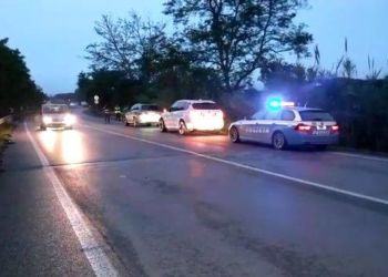 Si apre voragine sulla Flacca, strada chiusa VIDEO