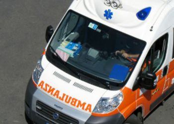 Investite in pieno da un 90enne in via Lido a Latina: due ragazze all’ospedale