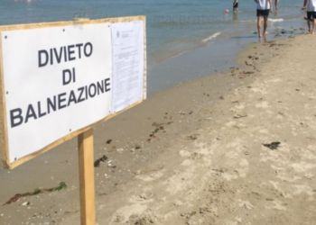 Divieto di balneazione in un tratto di mare del Circeo: “Contaminazione fecale”