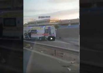 Scontro tra auto e Tir sulla Pontina, il camion si ribalta: 2 feriti gravi VIDEO