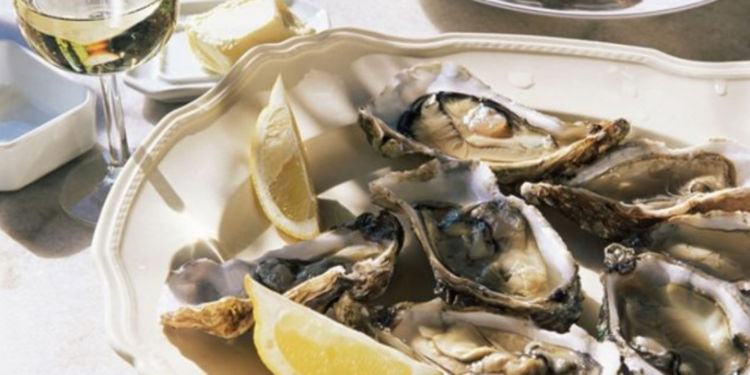Cena di lusso al lido di Latina, poi scappano senza pagare