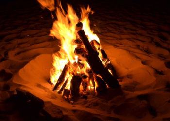 Latina lido, Coletta vieta i falò di Ferragosto