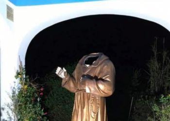 Decapitata la statua di Padre Pio a Ponza