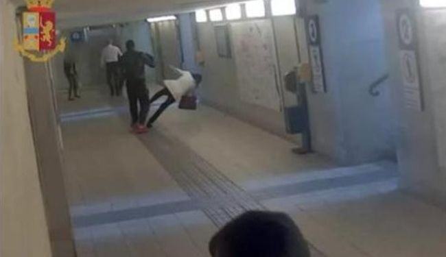 Aggressione in stazione, 24enne picchia senza motivo due donne nel sottopasso VIDEO