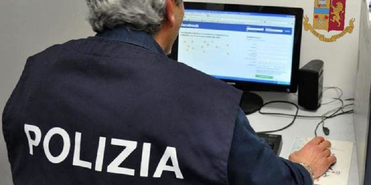 Cisterna, vendeva cellulari senza spedirli: scoperta truffa online