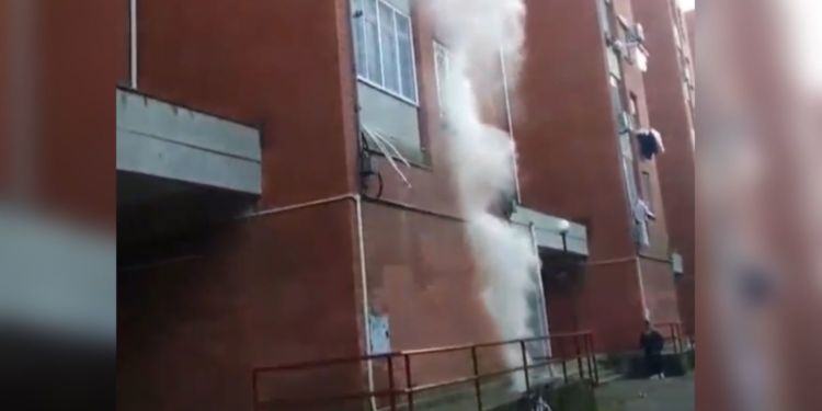 Latina, contatori in fiamme: tanta paura al Villaggio Trieste VIDEO