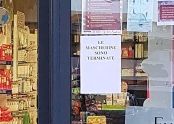 A Latina farmacie prese d’assalto per l’acquisto di mascherine e gel amuchina