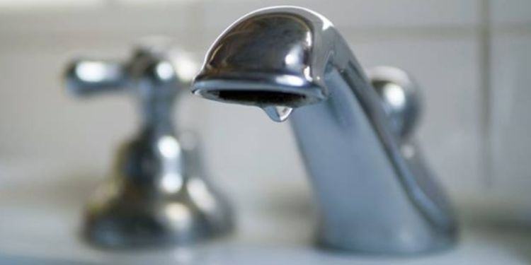 Niente acqua domani a Latina, Coletta chiude le scuole in anticipo