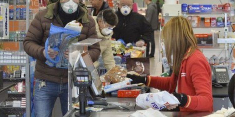 Coronavirus, cambiano gli orari dei supermercati a Latina e provincia