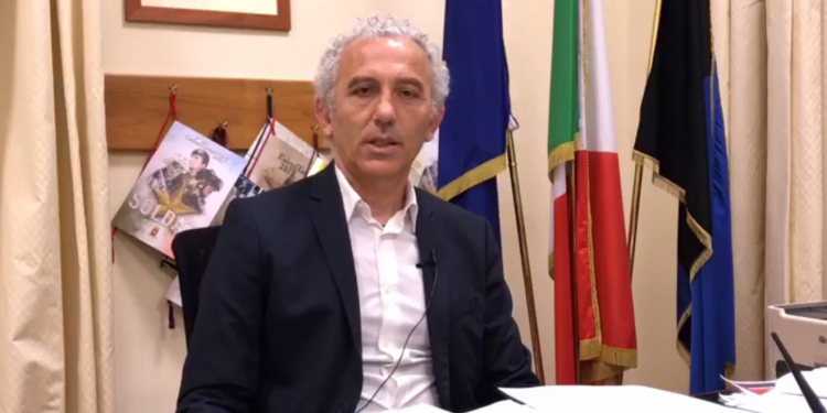 Il sindaco di Latina Coletta scrive alla città: “C’è il rischio che tra qualche giorno i casi di contagio possano aumentare”
