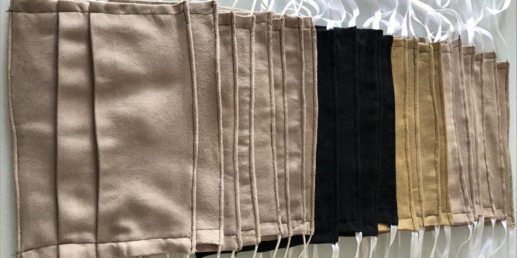 Azienda di Terracina realizza 150 mascherine di cotone lavabile e le dona a carabinieri e commercianti