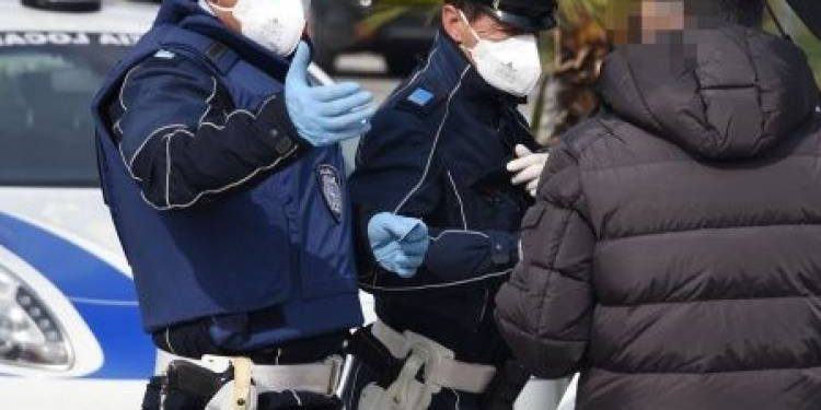 Coronavirus, controlli in strada a Latina: 7 persone denunciate