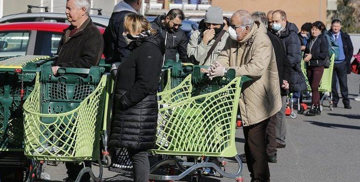 Nuove restrizioni contro il Coronavirus: ecco cosa chiude e cosa no